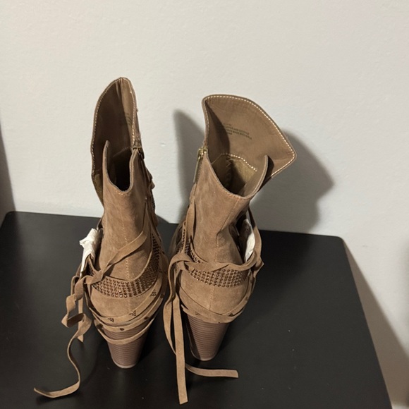 Lane Bryant Tan Lace Up Boots - Picture 4 of 4